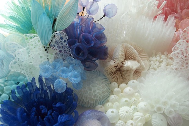 Artista cria esculturas que se assemelham a um recife de corais (Foto: Divulgação/ Mariko Kusumoto )