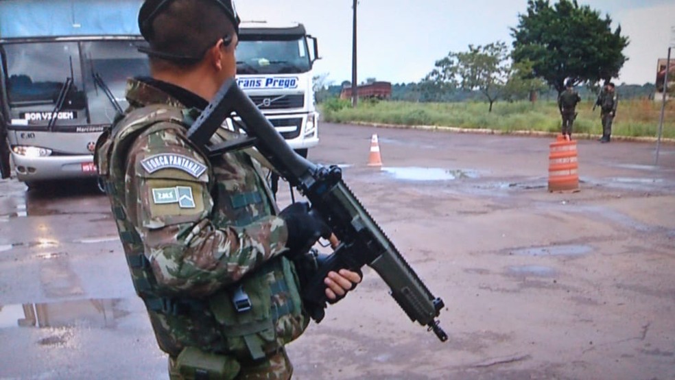 Exército faz operação na fronteira com o Paraguai para reduzir crimes relacionados a facções