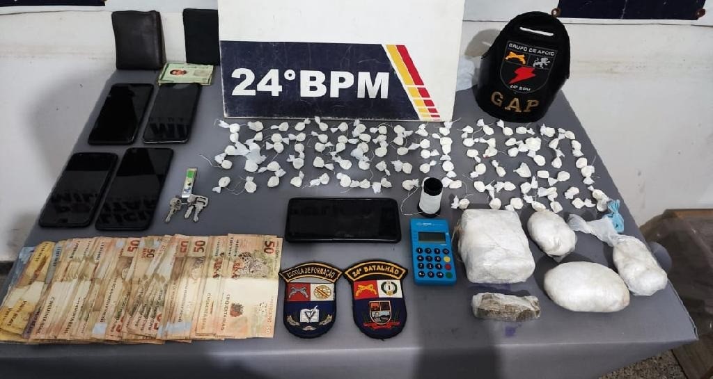 Quatro homens são presos com mais de 100 porções de cocaína em Cuiabá