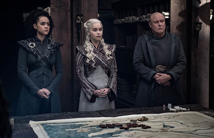 Daenerys com Missandei e Varys (Foto: Divulgação)