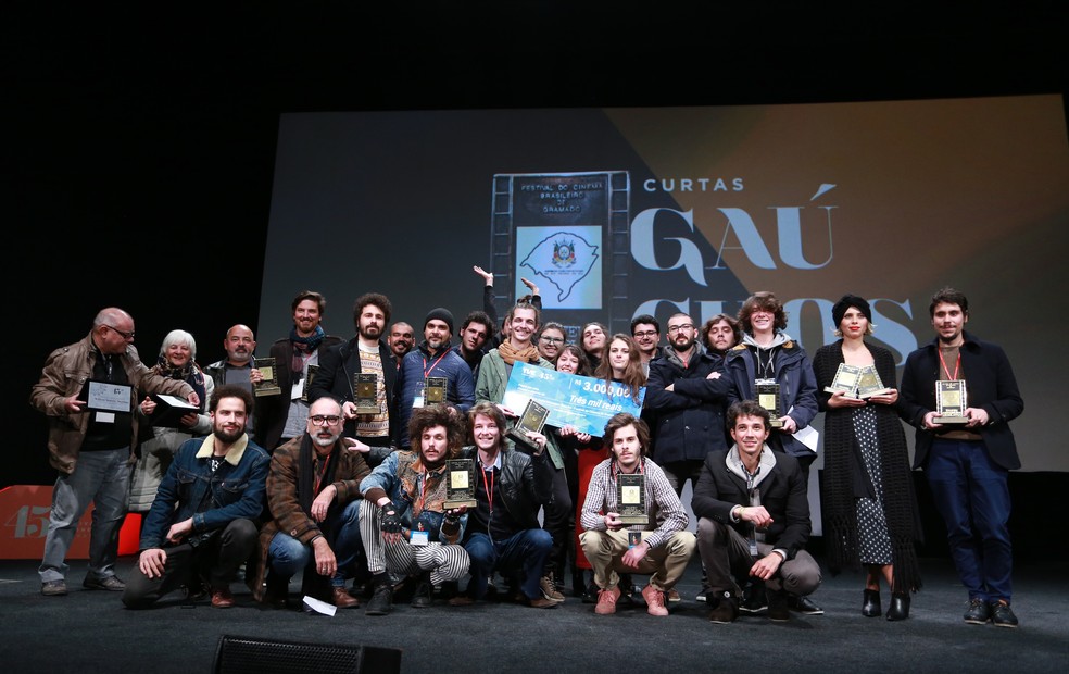 Vencedores da Mostra Gaúcha de Curtas do Festival de Cinema de Gramado (Foto: Edison Vara / Pressphoto)