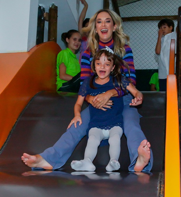 Ticiane Pinheiro com a filha, Rafaella Justus (Foto: Manuela Scarpa/Brazil News)