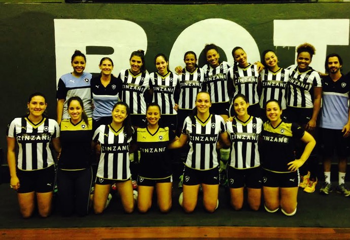 Valeskinha vôlei Botafogo (Foto: Divulgação)