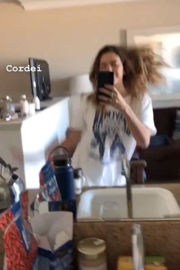 Marian Goldfarb acorda animada e posta vídeo dançando (Foto: Reprodução/Instagram)