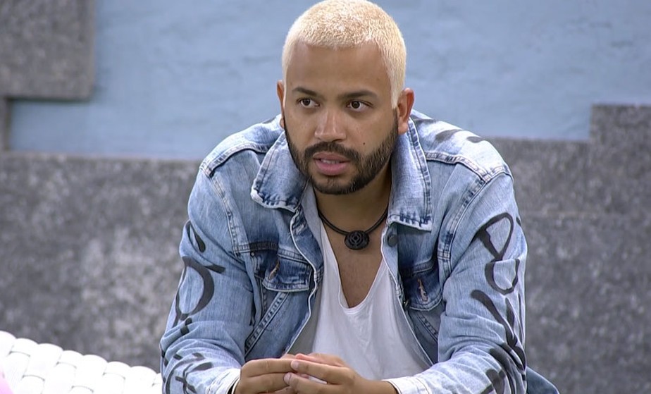 Projota testa popularidade pós-BBB com edição de álbum gravado ao vivo em  show de 2017 | Blog do Mauro Ferreira | G1