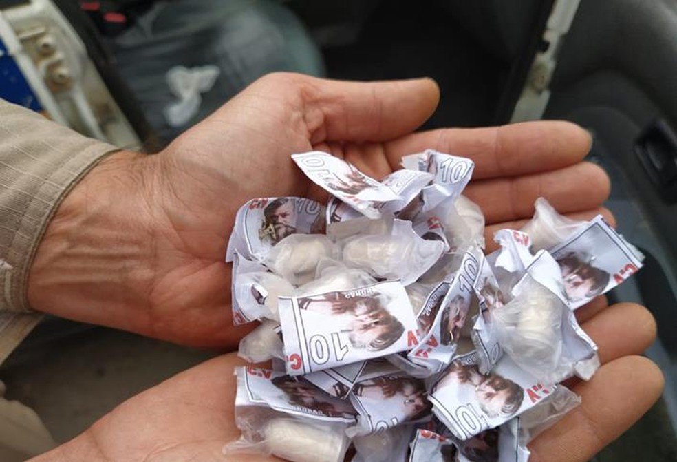 cocaina e crack sao encontrados dentro de casa abandonada em muriae zona da mata g1