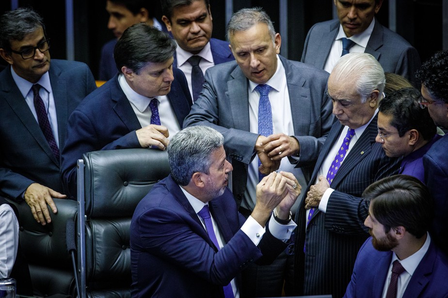 A vota&ccedil;&atilde;o da Reforma Tribut&aacute;ria na C&acirc;mara dos Deputados.