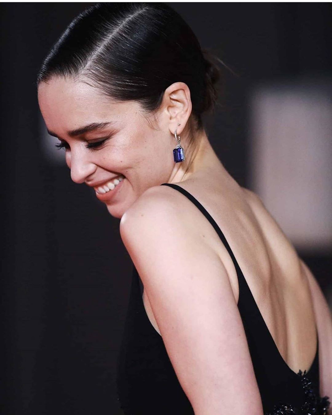 Emilia Clarke no tapete vermelho do Bafta 2020 (Foto: Getty Images)