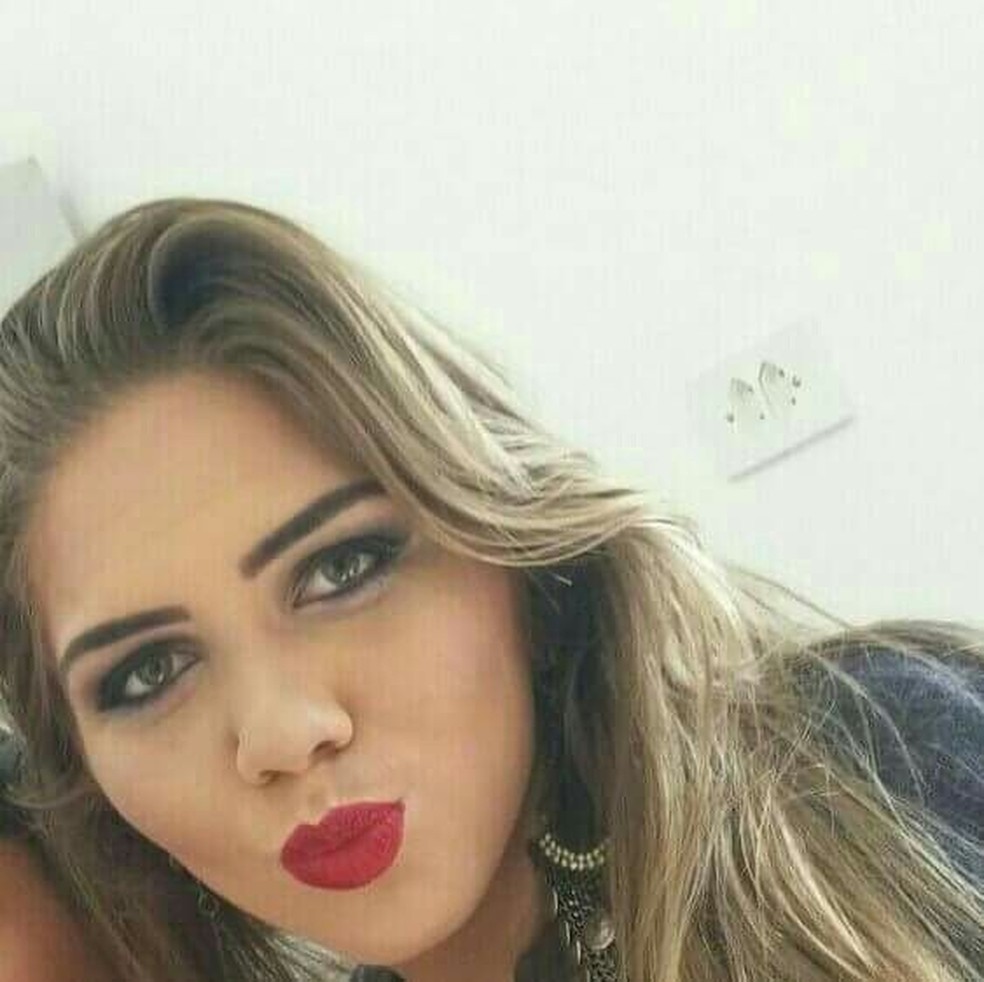 Thais Mara dos Santos Gomes foi assassinada em Primavera do Leste â Foto: Facebook/ReproduÃ§Ã£o