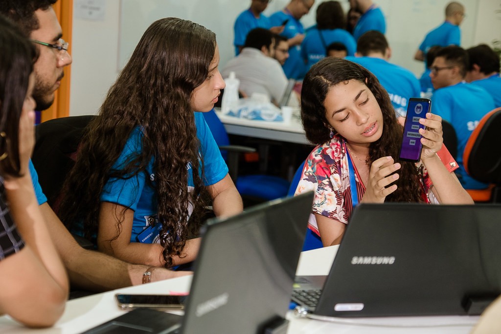 Alunos e professores de escolas públicas podem participar da Maratona Unicef Samsung (Foto: Flickr/Samsung Newsroom Brasil/Creative Commons)