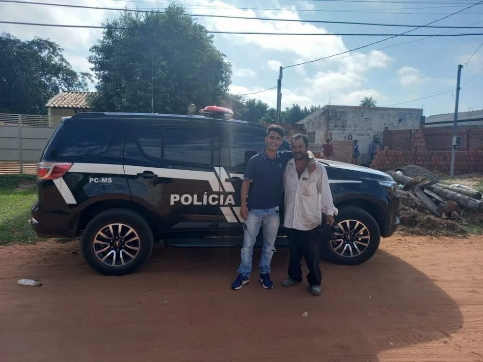 O reencontro foi realizado com o suporte da pol&iacute;cia. &mdash; Foto: Reprodu&ccedil;&atilde;o/PoliciaCivil