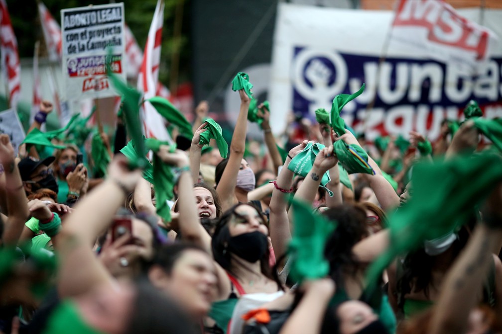 Câmara da Argentina aprova legalização do aborto — Foto: REUTERS/Agustin Marcarian