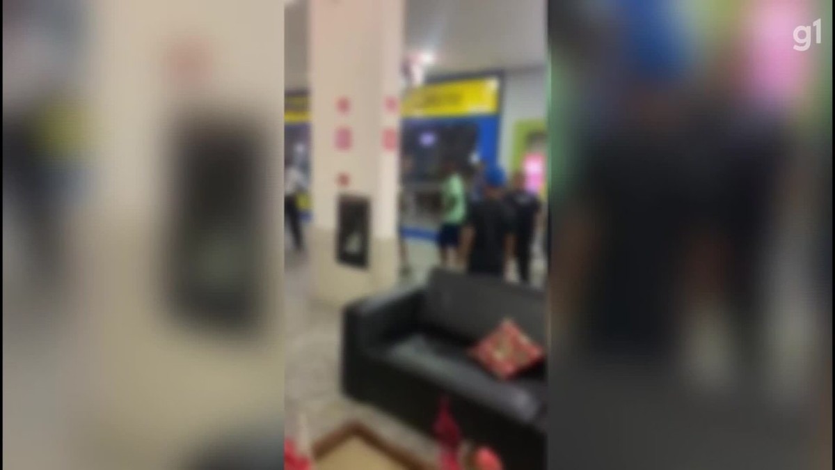 Vídeo mostra briga generalizada em shopping