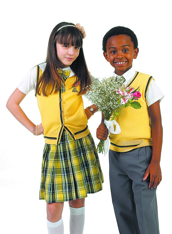 Com Jean Paulo, em "Carrossel', do SBT, em 2010. O papel de Maria Joaquina na novela infantil a projetou para todo o Brasil — Foto: SBT/ Lourival Ribeiro