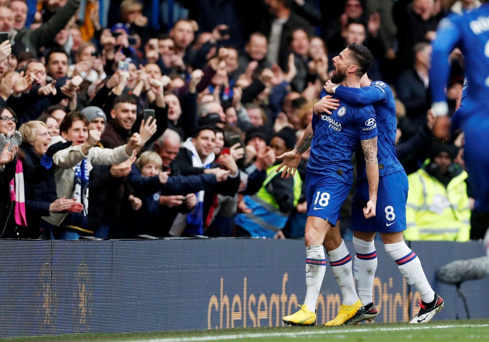 Giroud fechou a goleada do Chelsea sobre o Everton — Foto: Reuters/Matthew Childs