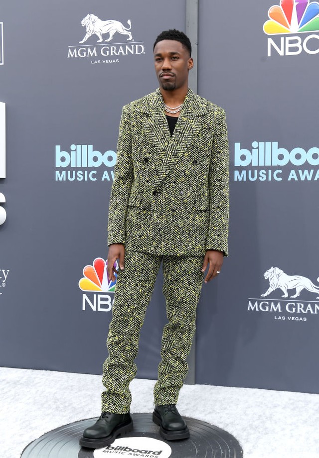 LAS VEGAS, NEVADA - MAY 15: Giveon attends the 2022 Billboard Music Awards at MGM Grand Garden Arena on May 15, 2022 in Las Vegas, Nevada. (Photo by Bryan Steffy/WireImage) (Foto: WireImage)