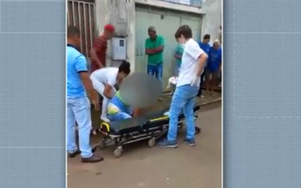 Suspeito de matar homem a tiros na Avenida Beira Lago, em Campo do Meio, é preso de malas pronta para fugir — Foto: Reprodução/EPTV