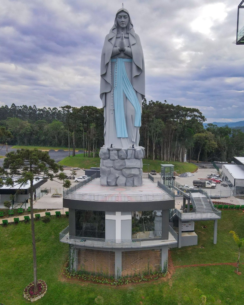 Imagem de Nossa Senhora de Lourdes tem altura de 40 metros de altura — Foto: Santuário do Louvor Nossa Senhora de Lourdes/Divulgação