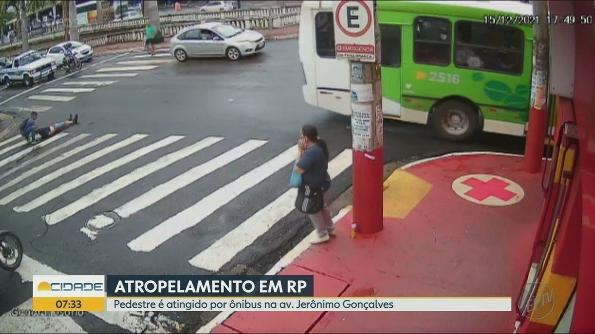 Câmera Flagra Momento Em Que Homem é Atropelado Por ônibus Em Ribeirão Preto Sp VÍdeo 3009