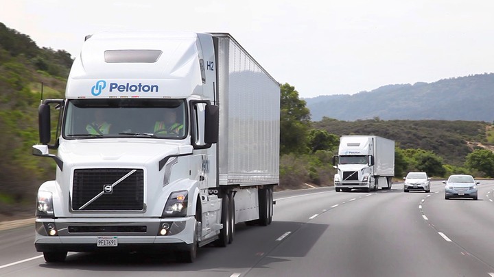 Peloton Technology está investindo em uma tecnologia que vai permitir um motorista dirigir dois caminhões (Foto: Divulgação/Peloton )