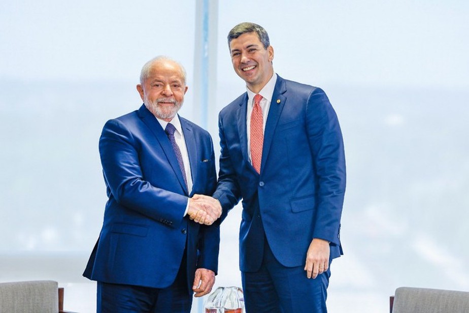 Lula recebe Santiago Peña, presidente eleito do Paraguai