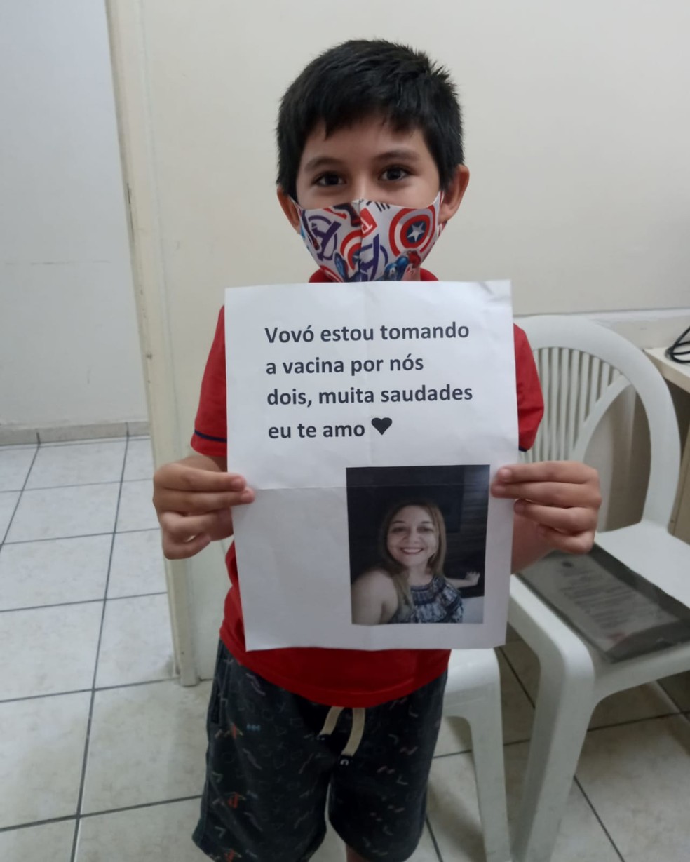 Kevin Gabriel, de 8 anos, recebeu a primeira dose da vacina contra a Covid-19. — Foto: Arquivo pessoal