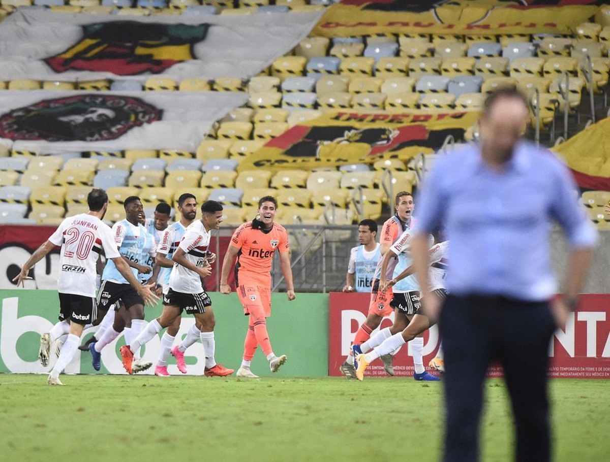 Rogerio Ceni Lamenta Derrota Na Estreia No Flamengo Resultado Nao Mostra A Realidade Do Jogo Flamengo