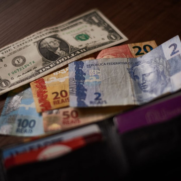 real, dólar, câmbio,  (Foto: Igor Do Vale/NurPhoto via Getty Images)