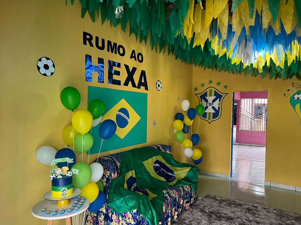 Moradores de casas decoradas para Copa ganham TVs para assistir jogos do  mundial no interior de RR | Roraima | G1