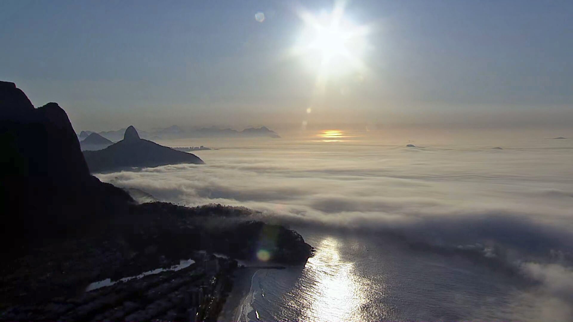 No 1º dia do outono, Rio amanhece com nevoeiro