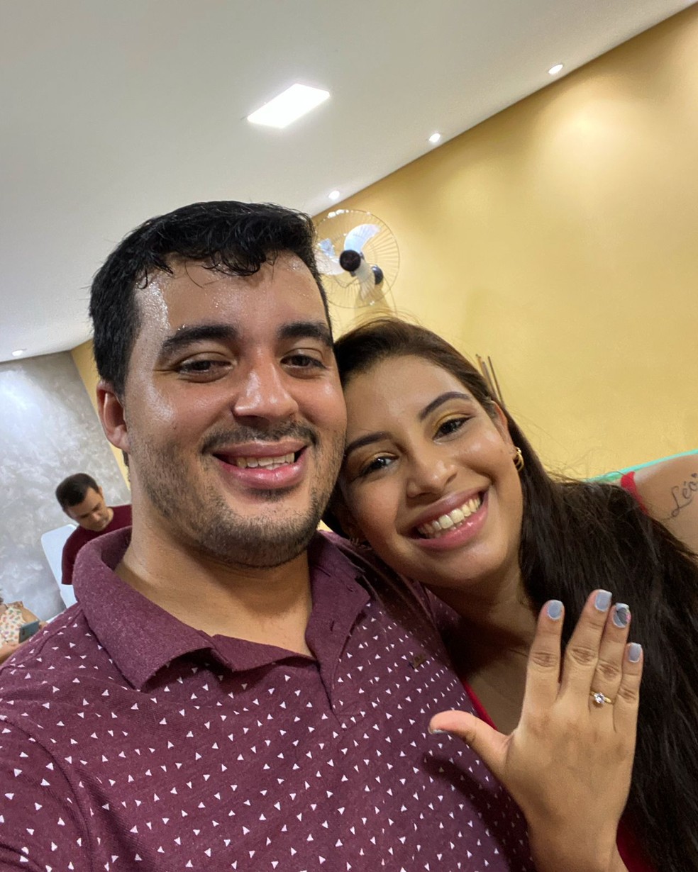 Casal está noivo — Foto: Arquivo pessoal