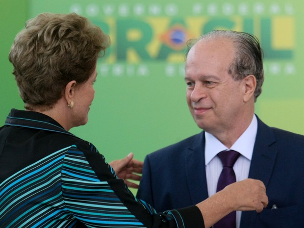 Dilma posse Renato Janine Ribeiro MEC (Foto: Joel Rodrigues/Frame/Estadão Conteúdo)