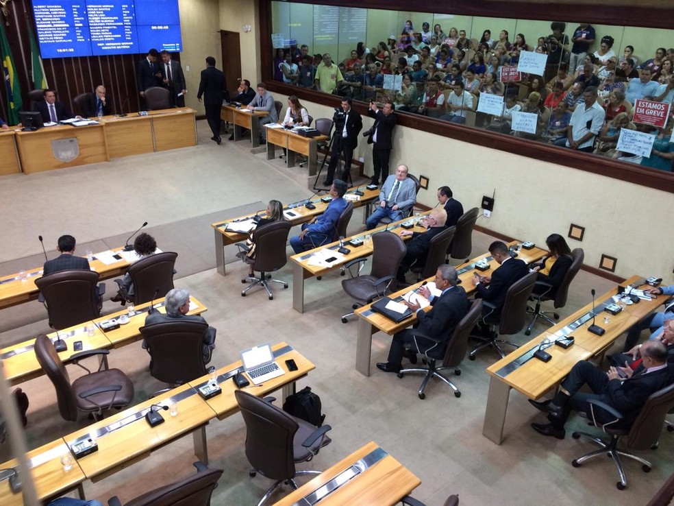 Deputados estaduais do RN aprovam leis para antecipaÃ§Ã£o de royalties atÃ© 2022 â€” Foto: DioclÃ©cio Neto/Inter TV Cabugi 