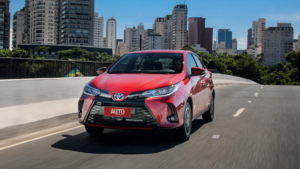 Toyota Yaris só tem uma versão abaixo dos R$ 100 mil  — Foto: Divulgação