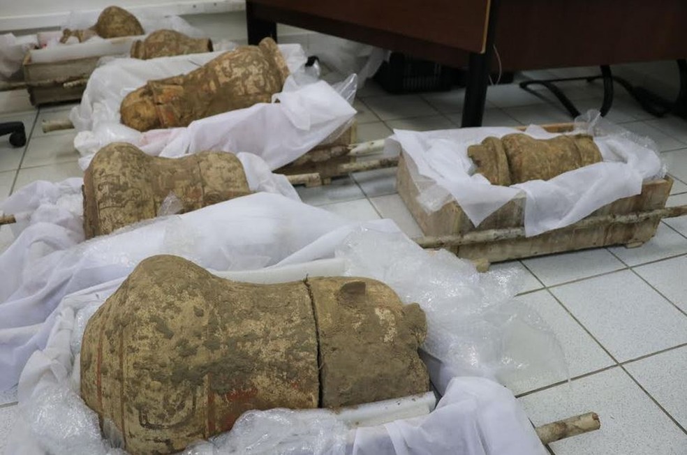 Urnas encontradas em julho deste ano (Foto: Divulgação/Bernardo Oliveira)