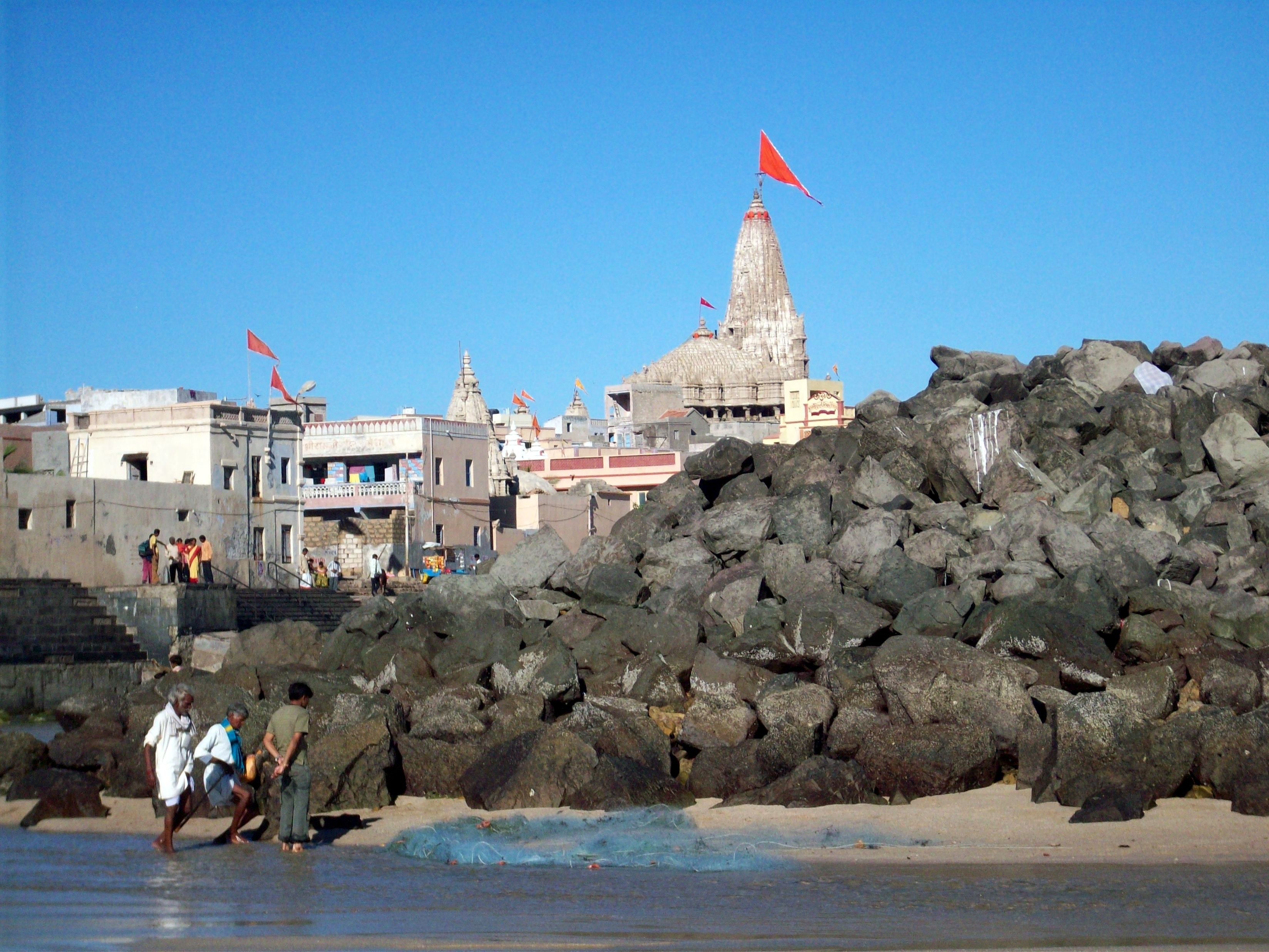 Dwarka fica na costa indiana (Foto: Wikimedia/Shishirdasika)