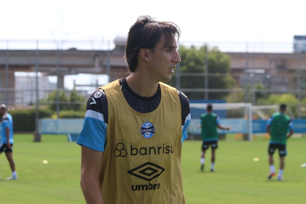 Geromel entra em fase final de recuperação — Foto: João Victor Teixeira