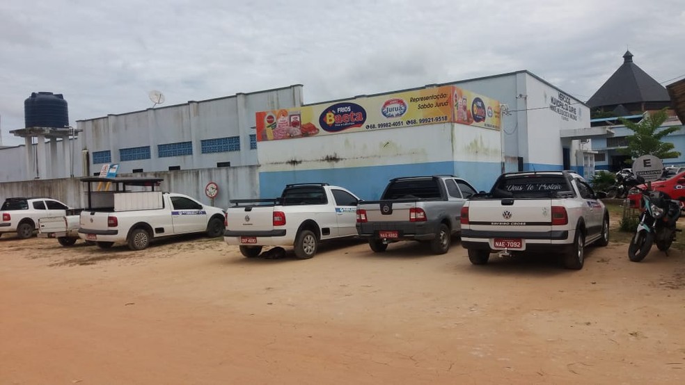 Fretistas dizem que não pensam em aumentar o preço dos serviços em Cruzeiro do Sul  — Foto: Mazinho Rogério/G1