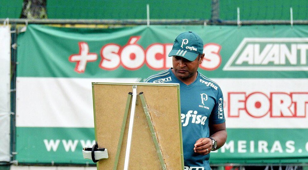 Weverton no gol e 4-2-3-1: Roger mostra primeiras escolhas para o Palmeiras 2018