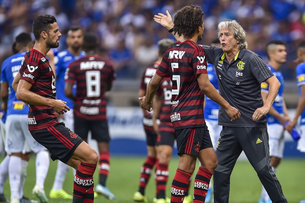 Pablo Mar&iacute; saiu em defesa do "estilo Jorge Jesus" &mdash; Foto: Douglas Magno/BP Filmes