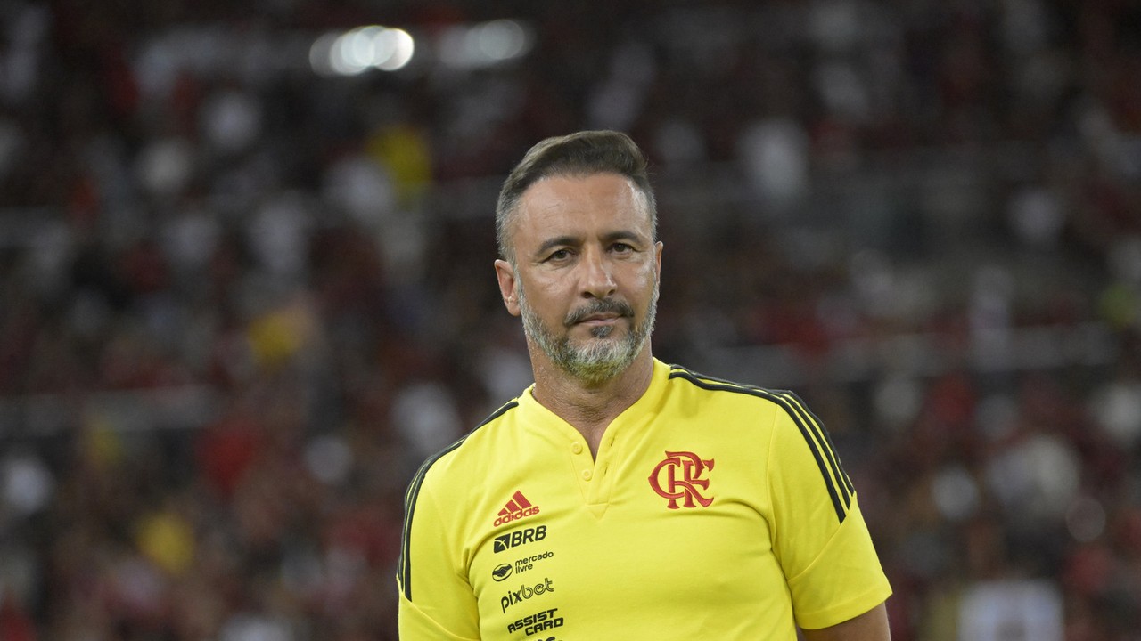 Derrotas emblem&aacute;ticas: relembre a trajet&oacute;ria de Vitor Pereira no Flamengo