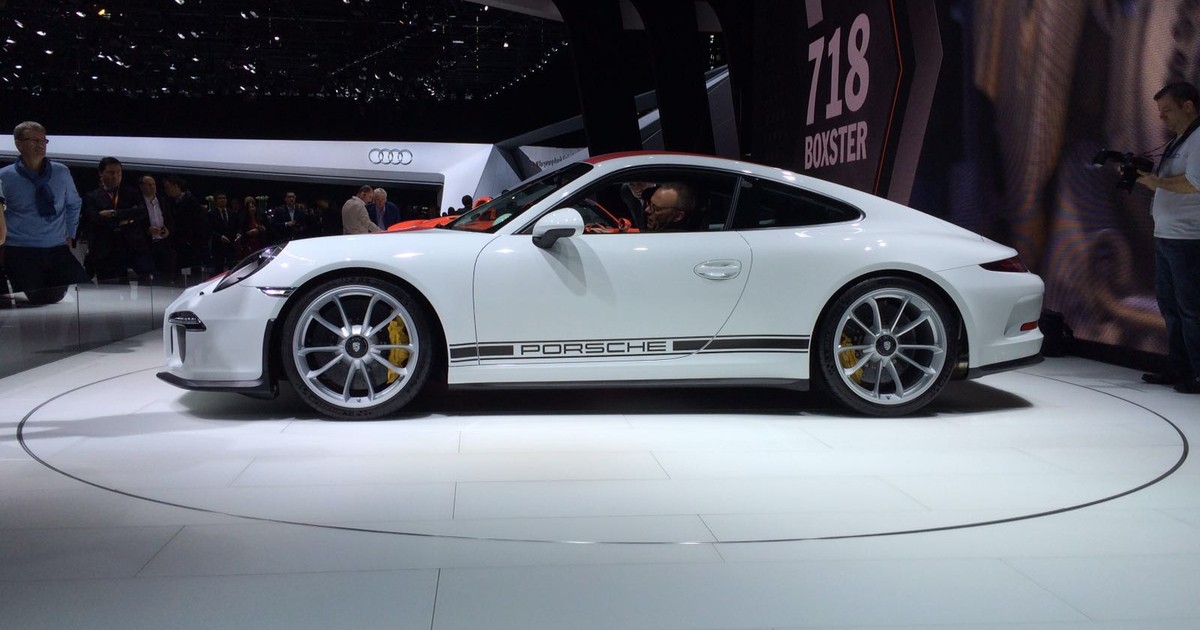G1 - Para puristas, Porsche lança 911 R com câmbio manual e motor