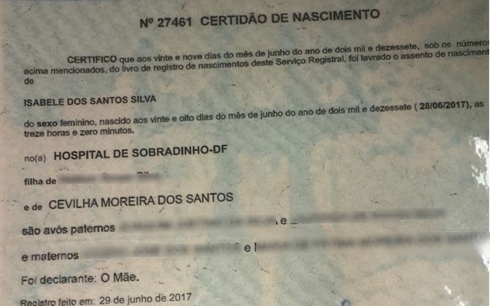 Mulher suspeita de sequestrar bebê no DF portava certidão de nascimento falsificada (Foto: Reprodução/Polícia Civil)