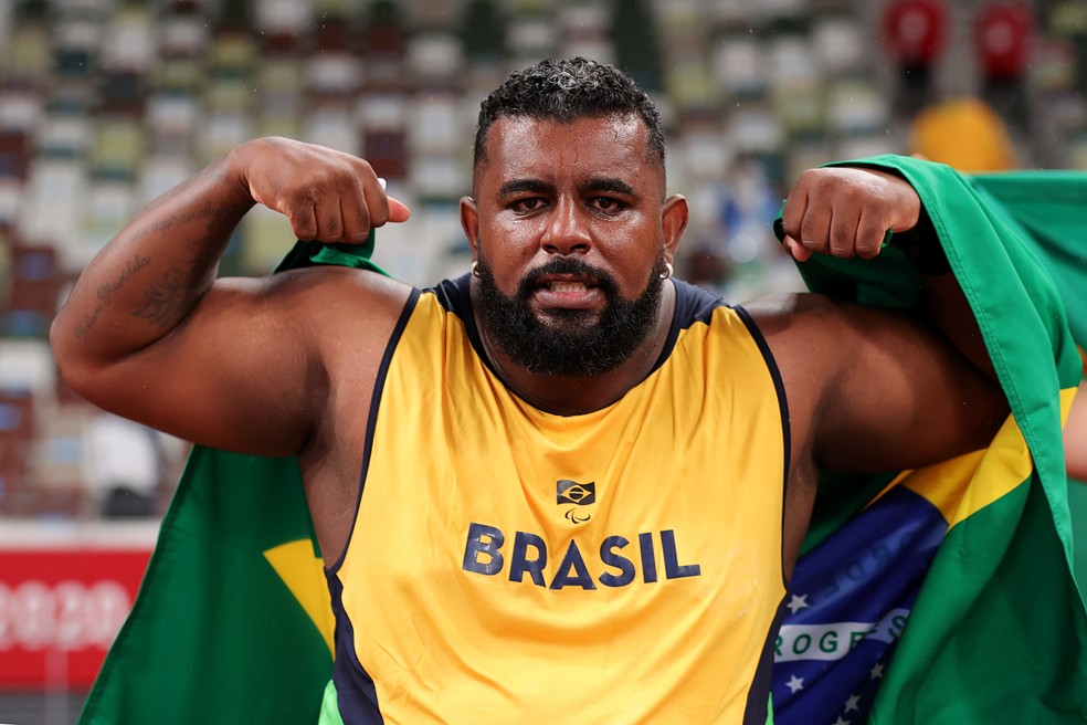 Thiago Paulino é ouro no arremesso de peso nas Paralimpíadas — Foto: Carmen Mandato/Getty Images