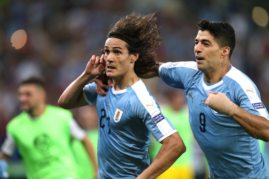Cavani e Suárez: prováveis despedidas da Copa do Mundo