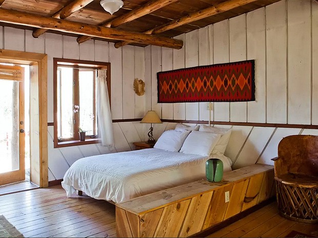 Cabine de um dormitório em San Cristobal, no México, onde o escritor Aldous Huxley teria escrito 
