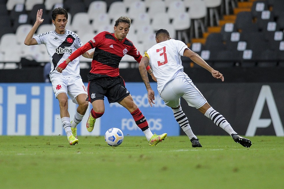 Sub-20: Vasco tem vantagem, mas Flamengo corre atrás da classificação às semifinais
