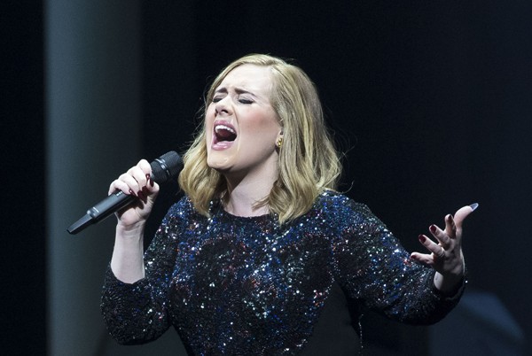 Adele dedica canção para vítimas do atentado em Orlando (Foto: Michel Porro / Getty Images)