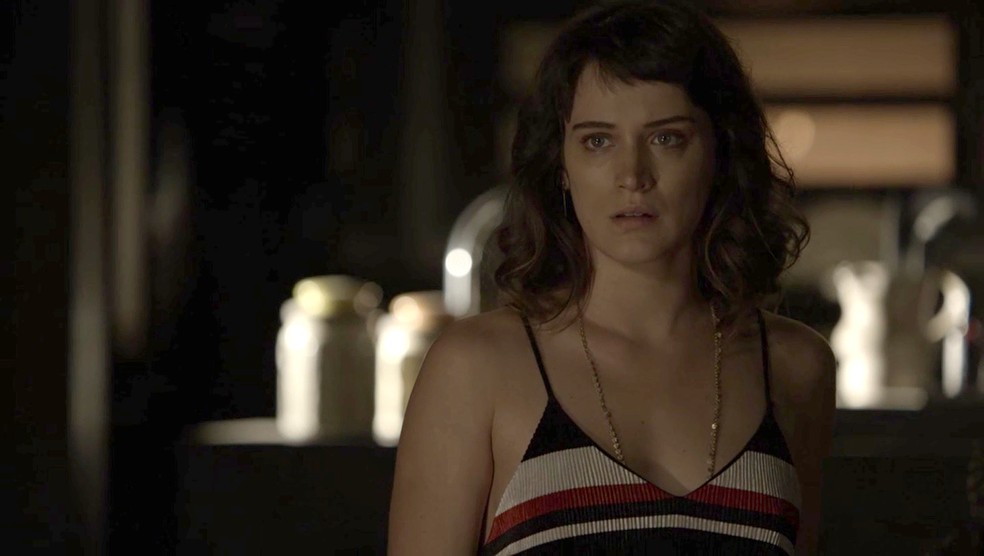 Será que chegou a hora de Clara revelar toda a verdade para Patrick (Foto: TV Globo)