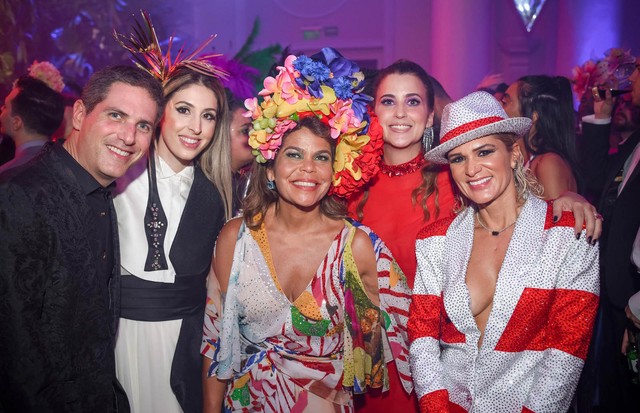 Baile da Vogue 2020: entre no salão do gala fashionista - Vogue